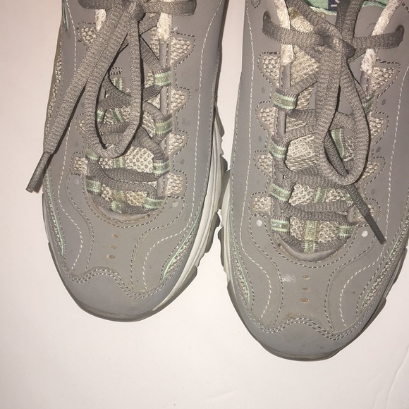 Skechers D’Lite Air-Cooled Memory Foam Walking Shoe - Picture 4 of 8